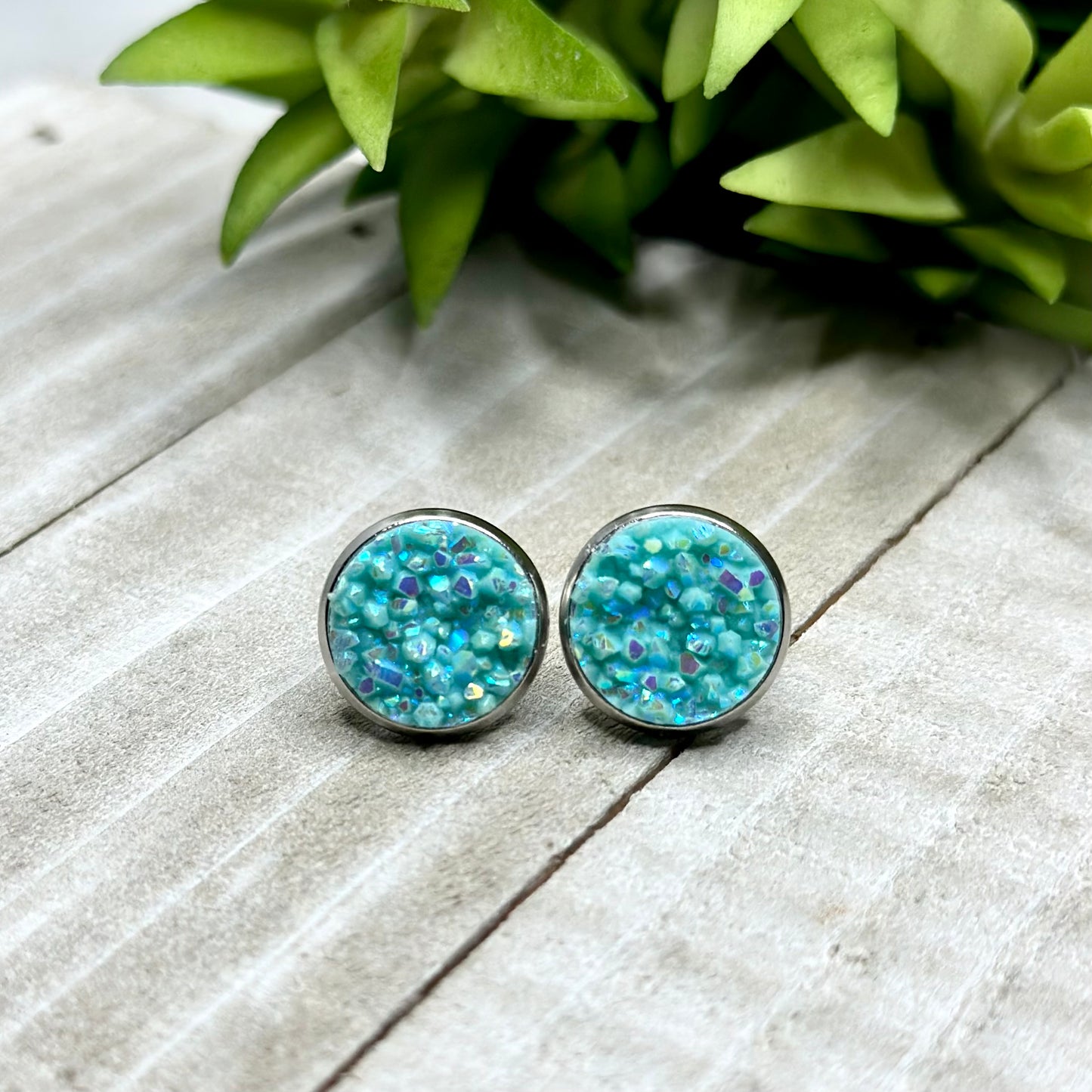 Aqua Studs