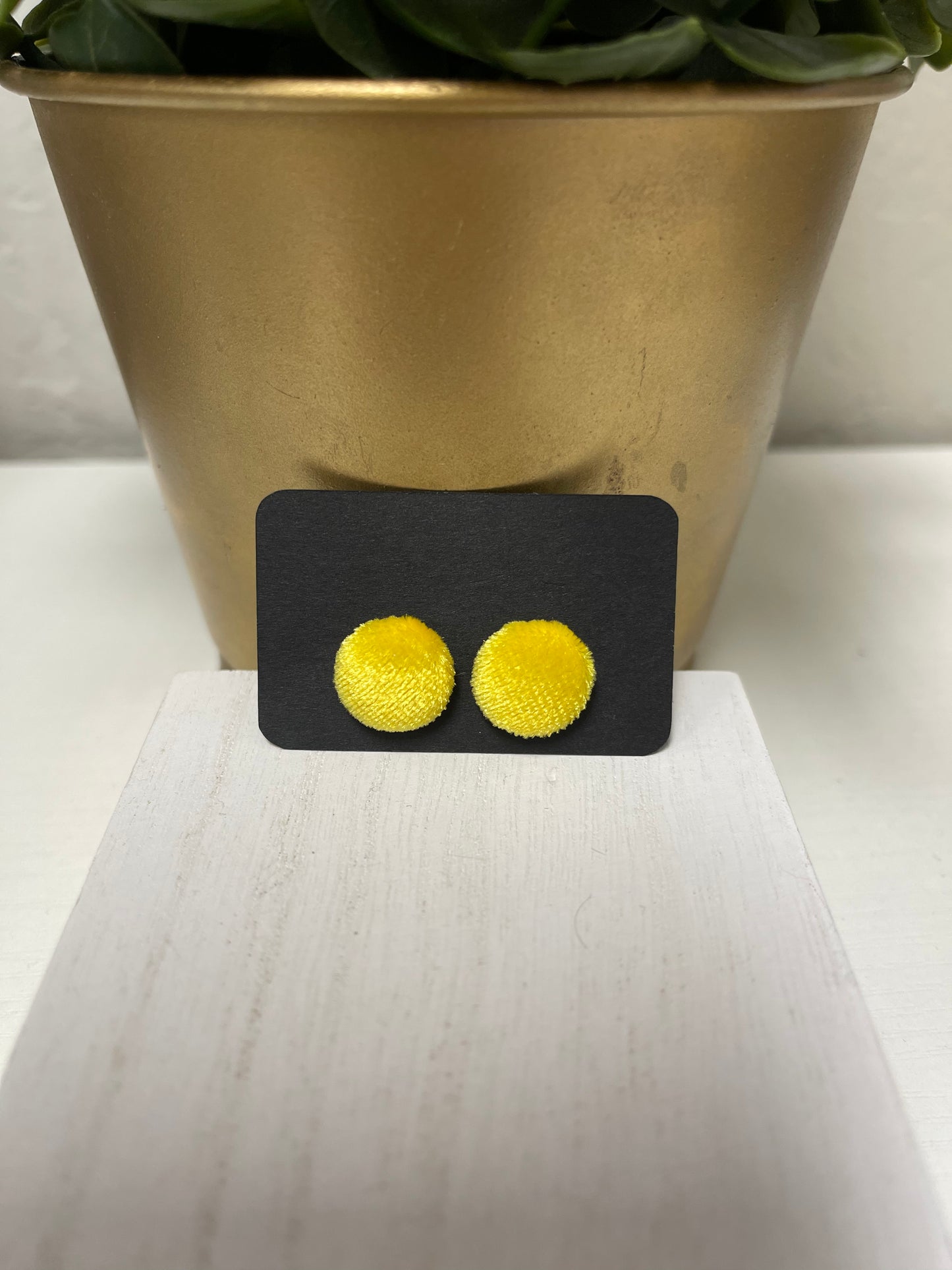 Yellow Studs LS